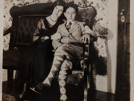 Enduring Mysteries 90 Minute Walking Tour